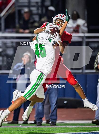 Thumbnail 2 in Green Hill vs. Oakland (TSSAA DIV 1 Class 6A Round 3) photogallery.