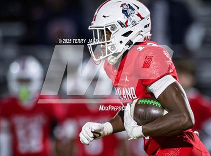 Thumbnail 3 in Green Hill vs. Oakland (TSSAA DIV 1 Class 6A Round 3) photogallery.