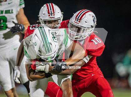 Thumbnail 3 in Green Hill vs. Oakland (TSSAA DIV 1 Class 6A Round 3) photogallery.