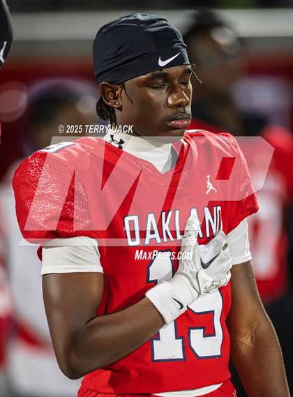 Thumbnail 3 in Green Hill vs. Oakland (TSSAA DIV 1 Class 6A Round 3) photogallery.