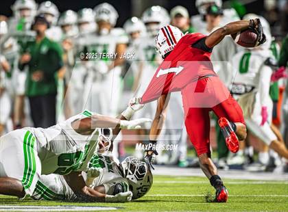 Thumbnail 3 in Green Hill vs. Oakland (TSSAA DIV 1 Class 6A Round 3) photogallery.