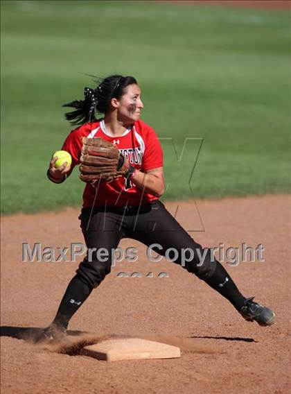 Thumbnail 3 in Colbert vs Washington (Oklahoma State Championships) photogallery.