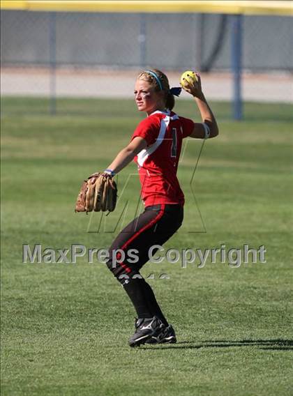 Thumbnail 1 in Colbert vs Washington (Oklahoma State Championships) photogallery.