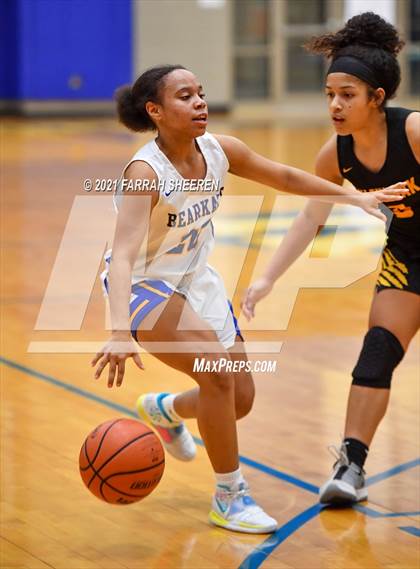 Thumbnail 3 in Klein Oak @ Klein photogallery.