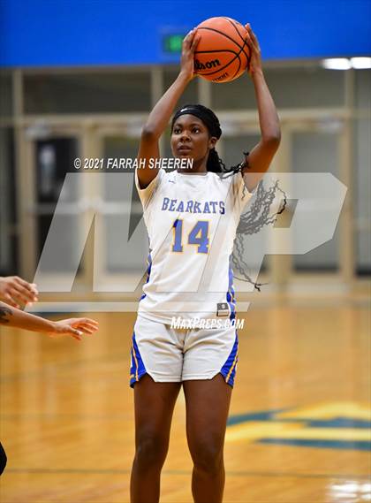 Thumbnail 3 in Klein Oak @ Klein photogallery.
