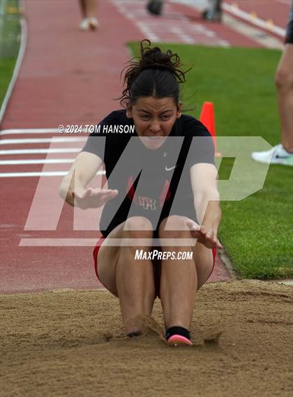 Thumbnail 2 in CHSAA 5A Finals (Triple Jump) photogallery.