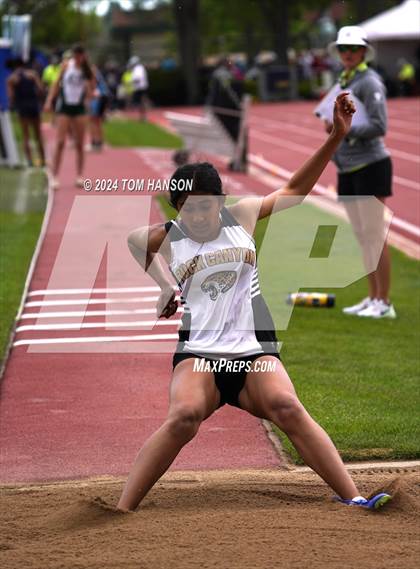 Thumbnail 2 in CHSAA 5A Finals (Triple Jump) photogallery.