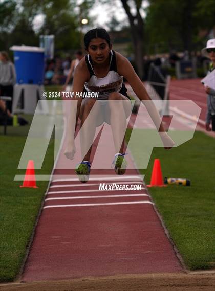 Thumbnail 3 in CHSAA 5A Finals (Triple Jump) photogallery.