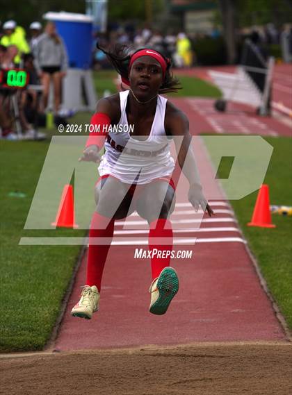 Thumbnail 1 in CHSAA 5A Finals (Triple Jump) photogallery.