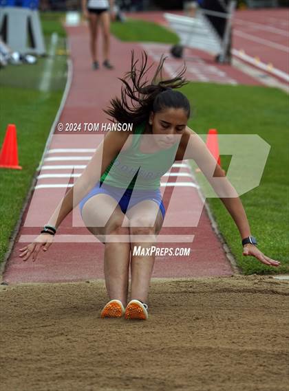 Thumbnail 3 in CHSAA 5A Finals (Triple Jump) photogallery.
