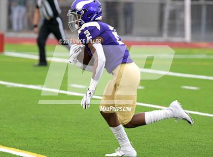 Thumbnail 3 in Bellarmine Prep @ Puyallup photogallery.