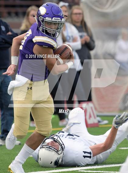 Thumbnail 2 in Bellarmine Prep @ Puyallup photogallery.