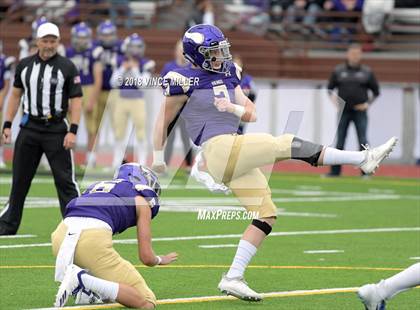Thumbnail 3 in Bellarmine Prep @ Puyallup photogallery.