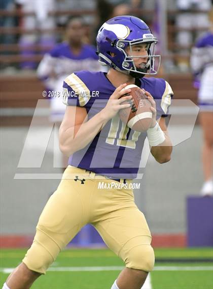 Thumbnail 2 in Bellarmine Prep @ Puyallup photogallery.