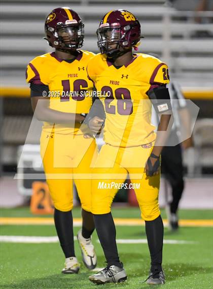 Thumbnail 1 in Campo Verde @ Mountain Pointe photogallery.