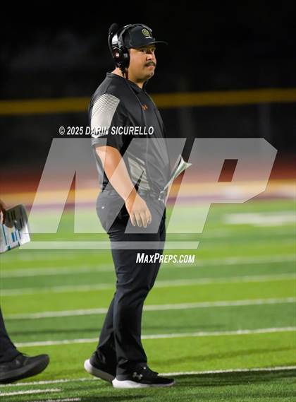 Thumbnail 1 in Campo Verde @ Mountain Pointe photogallery.