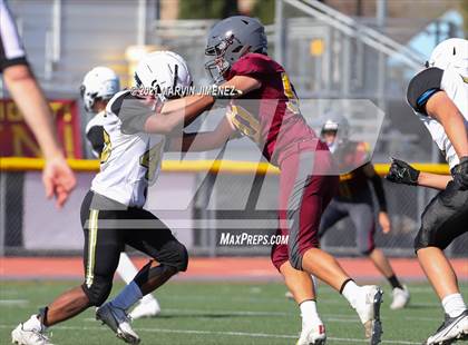 Thumbnail 2 in JV: Simi Valley vs. Oak Park photogallery.