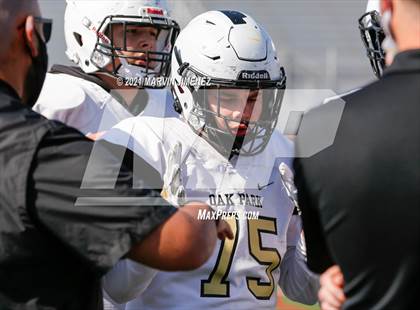 Thumbnail 2 in JV: Simi Valley vs. Oak Park photogallery.