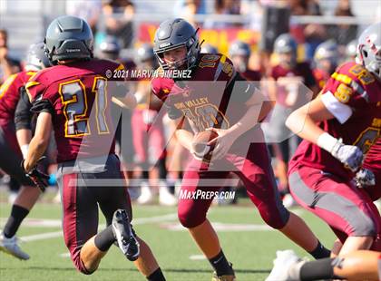 Thumbnail 3 in JV: Simi Valley vs. Oak Park photogallery.