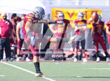 Thumbnail 3 in JV: Simi Valley vs. Oak Park photogallery.