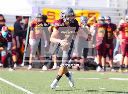 Thumbnail 1 in JV: Simi Valley vs. Oak Park photogallery.