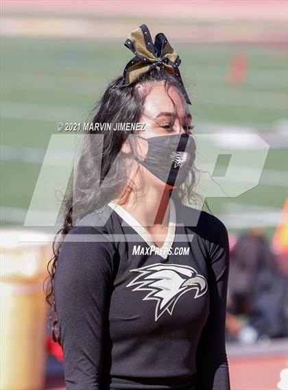 Thumbnail 3 in JV: Simi Valley vs. Oak Park photogallery.
