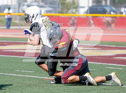 Thumbnail 2 in JV: Simi Valley vs. Oak Park photogallery.