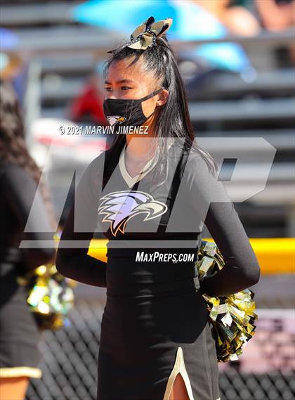 Thumbnail 3 in JV: Simi Valley vs. Oak Park photogallery.
