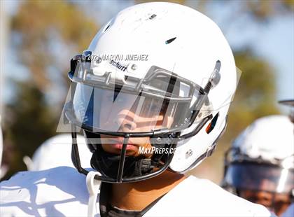 Thumbnail 3 in JV: Simi Valley vs. Oak Park photogallery.