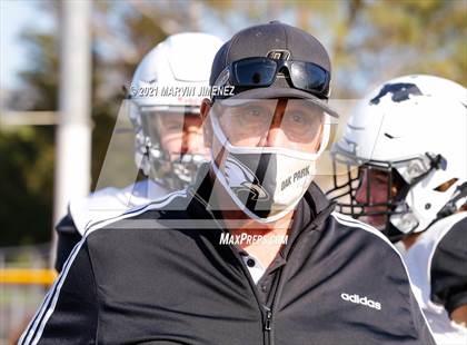 Thumbnail 2 in JV: Simi Valley vs. Oak Park photogallery.