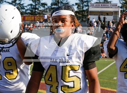 Thumbnail 2 in JV: Simi Valley vs. Oak Park photogallery.