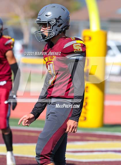 Thumbnail 2 in JV: Simi Valley vs. Oak Park photogallery.