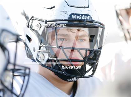 Thumbnail 1 in JV: Simi Valley vs. Oak Park photogallery.