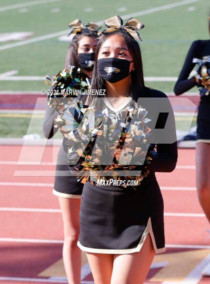 Thumbnail 1 in JV: Simi Valley vs. Oak Park photogallery.