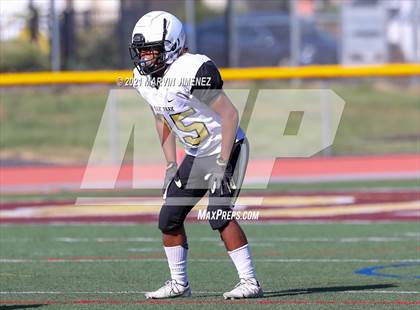 Thumbnail 1 in JV: Simi Valley vs. Oak Park photogallery.