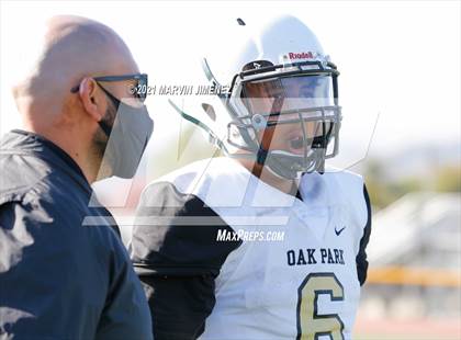 Thumbnail 3 in JV: Simi Valley vs. Oak Park photogallery.