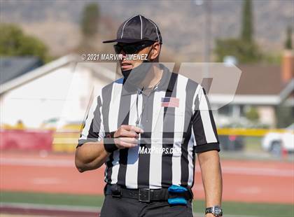 Thumbnail 3 in JV: Simi Valley vs. Oak Park photogallery.
