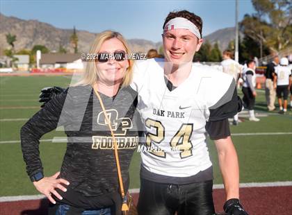 Thumbnail 2 in JV: Simi Valley vs. Oak Park photogallery.