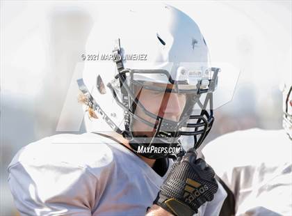 Thumbnail 2 in JV: Simi Valley vs. Oak Park photogallery.