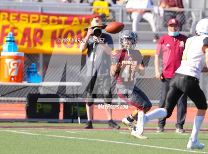 Thumbnail 2 in JV: Simi Valley vs. Oak Park photogallery.