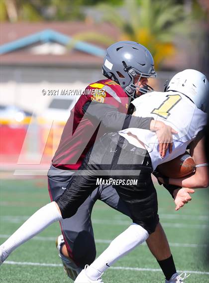Thumbnail 3 in JV: Simi Valley vs. Oak Park photogallery.