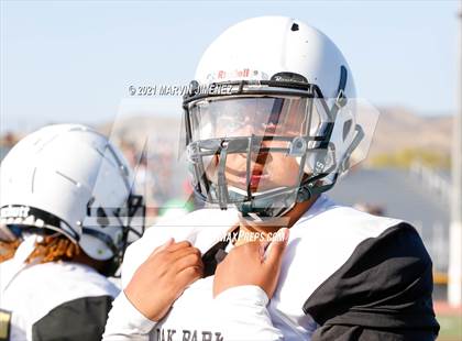 Thumbnail 3 in JV: Simi Valley vs. Oak Park photogallery.