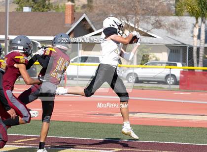 Thumbnail 3 in JV: Simi Valley vs. Oak Park photogallery.