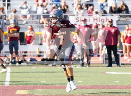 Thumbnail 1 in JV: Simi Valley vs. Oak Park photogallery.