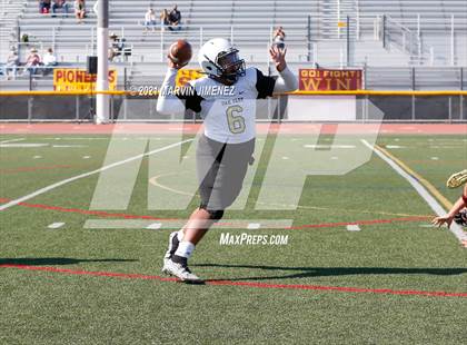 Thumbnail 2 in JV: Simi Valley vs. Oak Park photogallery.