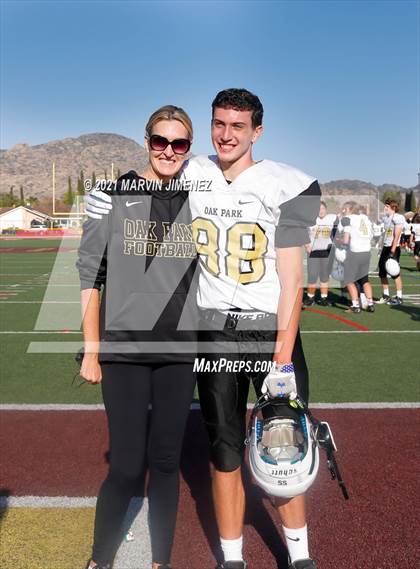 Thumbnail 2 in JV: Simi Valley vs. Oak Park photogallery.