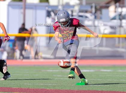 Thumbnail 3 in JV: Simi Valley vs. Oak Park photogallery.