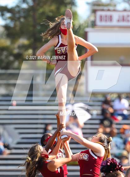 Thumbnail 3 in JV: Simi Valley vs. Oak Park photogallery.