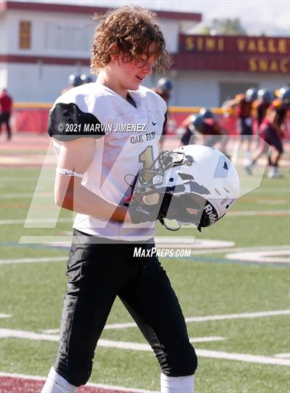 Thumbnail 2 in JV: Simi Valley vs. Oak Park photogallery.