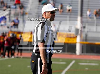 Thumbnail 1 in JV: Simi Valley vs. Oak Park photogallery.